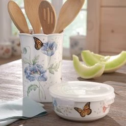 Lenox Butterfly Meadow Serve & Store Container -lenox Sales Store 824646 w1 1f8d84a7 4508 4e45 80aa b24c808df6b1