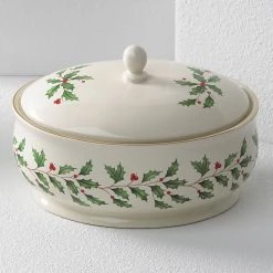 Lenox Holiday Covered Dish -lenox Sales Store 863646 w1 7f3e6cd4 dd87 4bcc bf5a 6ea595978693